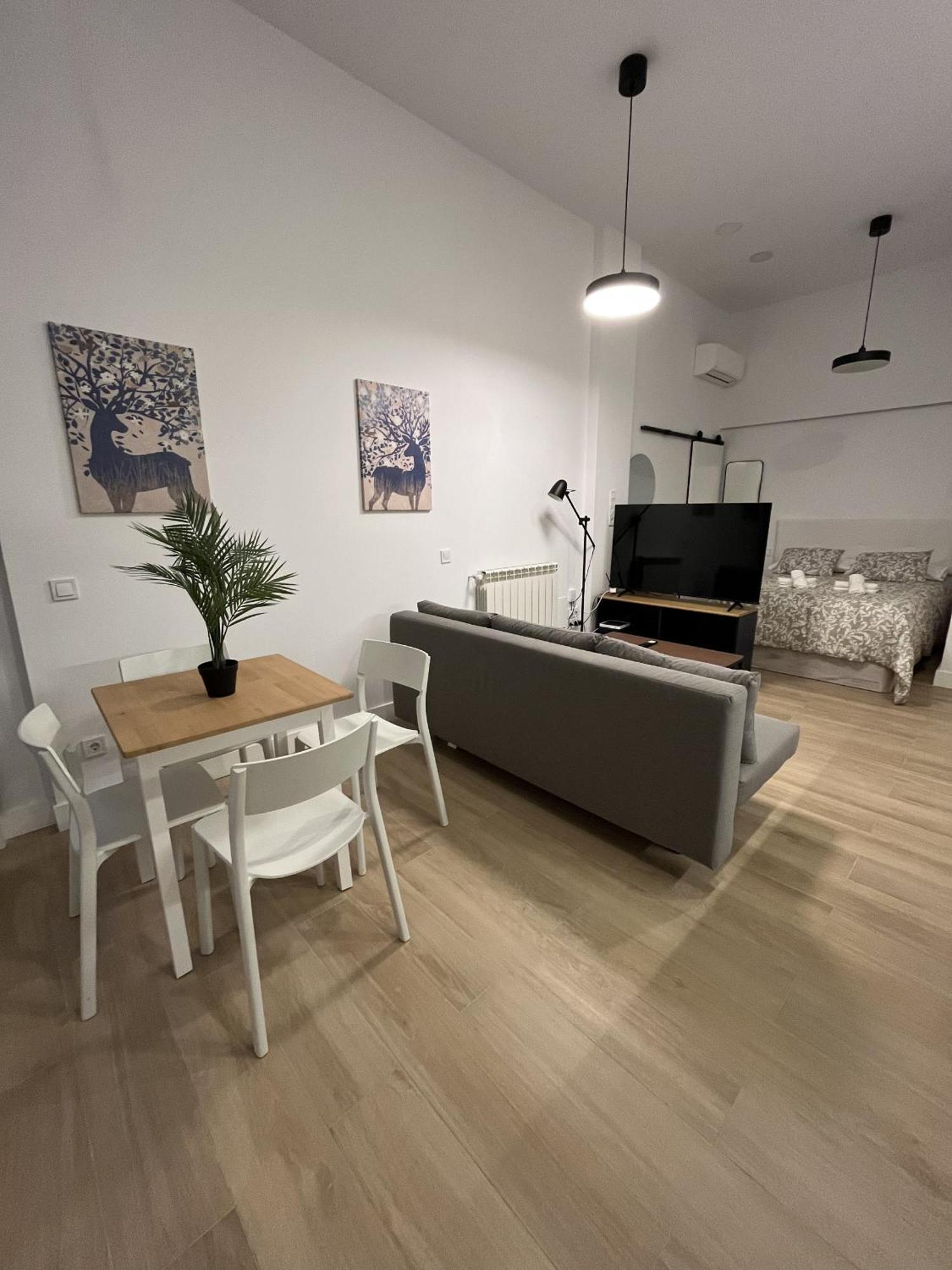 Moratalaz Apartments Madrid Exterior foto
